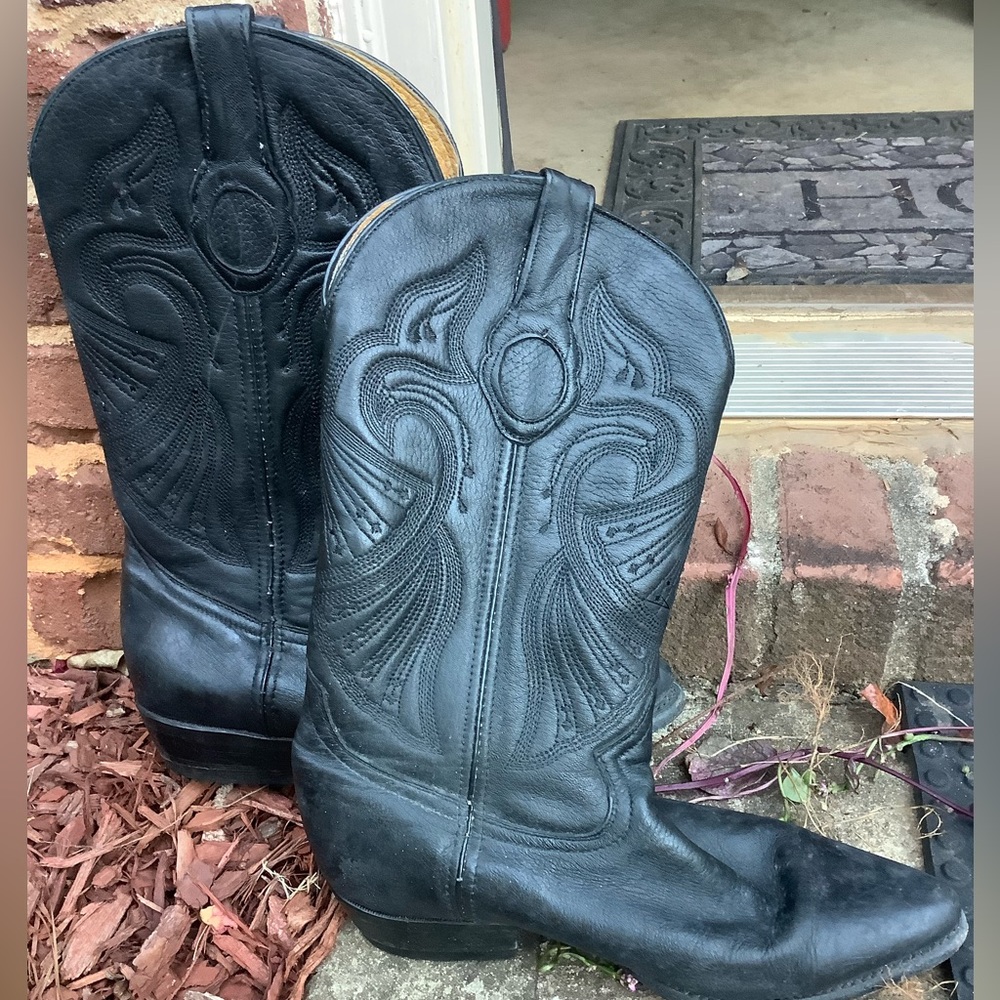 Genuine leather black cowboy/girl boots. Women’s size 7.5